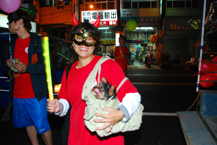 [2010-11-11] 校慶遊行-哈瑪星踩街圖片