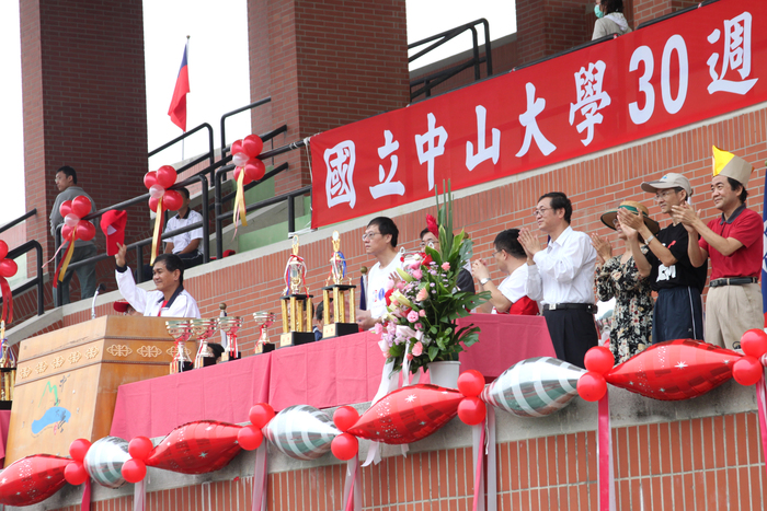 [2010-11-12]30週年校慶運動大會圖片