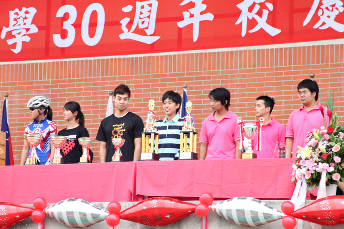 [2010-11-12]30週年校慶運動大會圖片