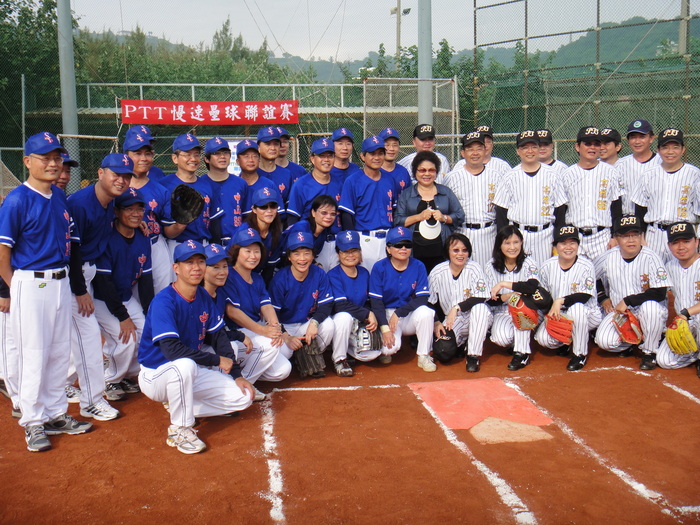 [2011-10-16]中山市府棒球友誼賽圖片